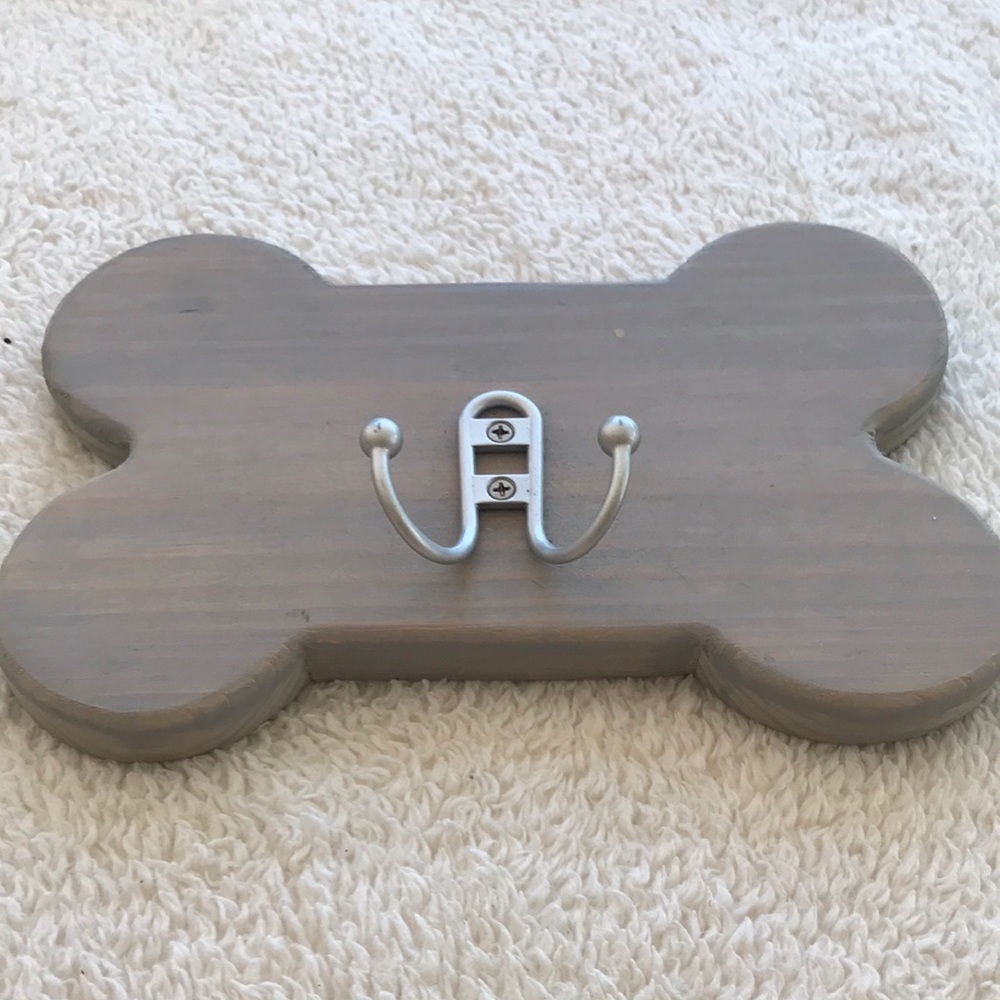 NWOT Handmade Leash holder